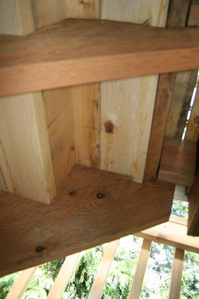 IMG_1729.JPG - Stair riser held in place with screws